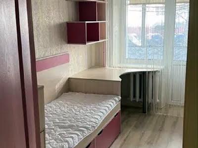 квартира за адресою Івана Величковського вул., 10
