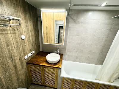 квартира за адресою Данила Галицького вул. (Будьонного), 71