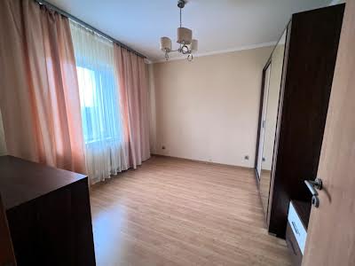 квартира за адресою Олевська вул., 7