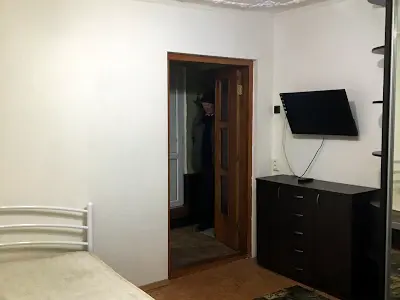 квартира за адресою Садова вул., 1