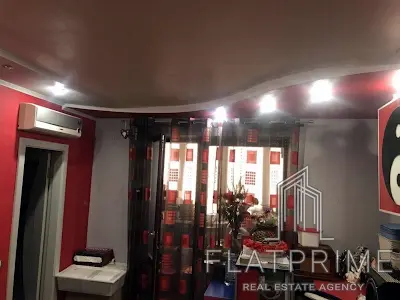 квартира за адресою Анни Ахматової вул., 33