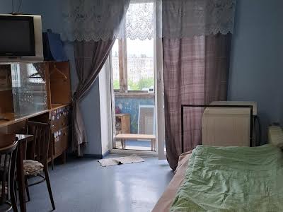 комната по адресу Кубанской Украины ул. (Маршала Жукова), 30
