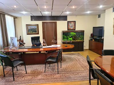 комерційна за адресою Степана Ковніра вул. (Ластовського), 5