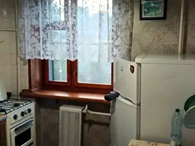 квартира за адресою Привокзальна вул., 12