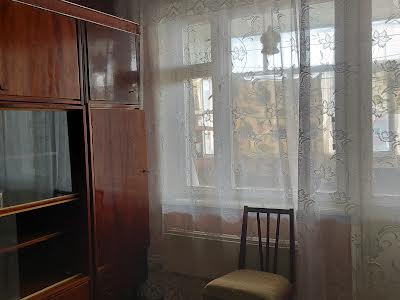 квартира по адресу Лазурная ул., 22