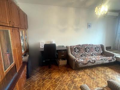 квартира за адресою Печенізька вул., 34