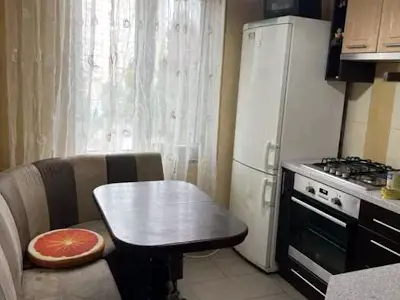 квартира за адресою Новомостицька вул., 4