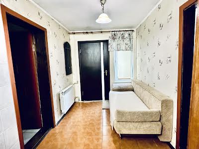 квартира за адресою Олени Теліги вул., 55