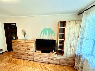 квартира по адресу Степана Бандеры ул., 6