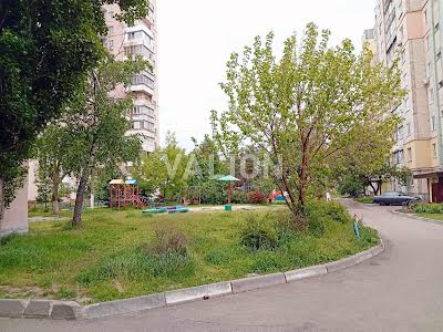 квартира за адресою Миру вул., 2