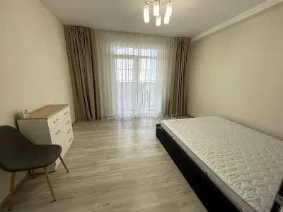 квартира за адресою Михайла Максимовича вул. (Онуфрія Трутенка), 28-Б