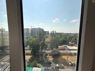 квартира за адресою Євгена Танцюри вул., 78