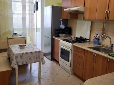 квартира за адресою Академіка Корольова вул., 63