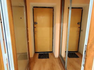 коммерческая по адресу Троицкая ул., 7