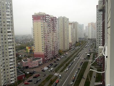 квартира за адресою Софії Русової вул., 3