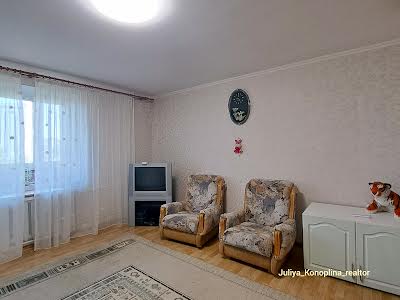 квартира за адресою Янтарна вул., 40
