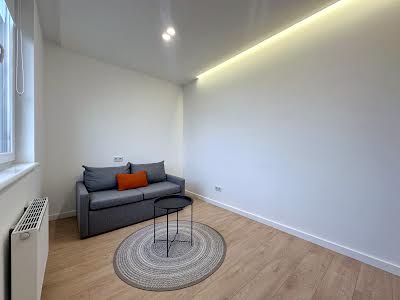квартира за адресою Авраама Лінкольна вул., 6б