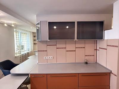 квартира за адресою Леоніда Перфецького вул., 22