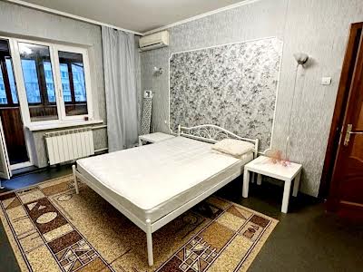 квартира за адресою Приозерна вул., 12-А