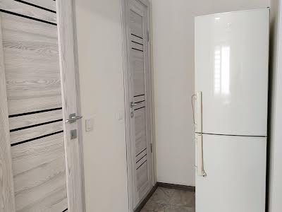 квартира за адресою Приозерна вул., 10г