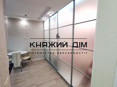 квартира за адресою Митрополита Василя Липківського вул. (Урицького), 33-А
