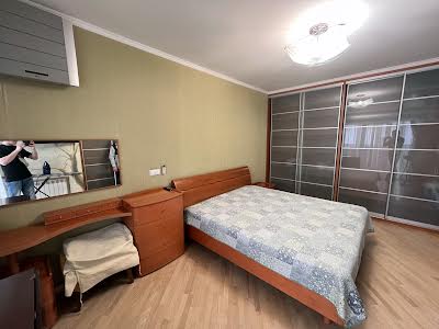 квартира по адресу Василия Тютюнника ул. (Анрі Барбюса), 56
