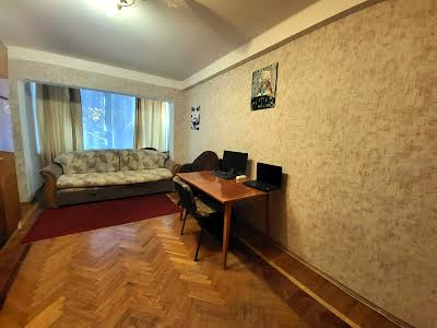 квартира за адресою Євгена Коновальця вул. (Щорса), 37