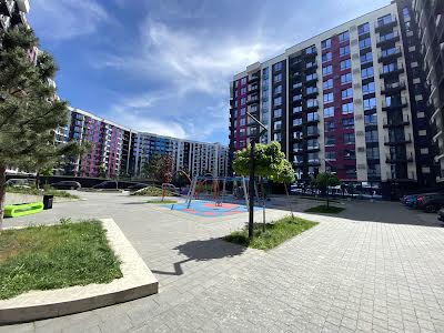 квартира за адресою Крайківського, 1а