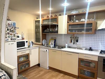 квартира за адресою Академіка Корольова вул., 118