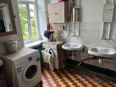 комната по адресу Всеволода Петрива ул. (Кирпоноса), 12