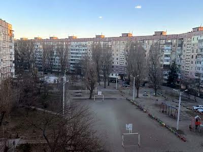 квартира за адресою Крушельницької пров. (Людмили Мокієвської), 7