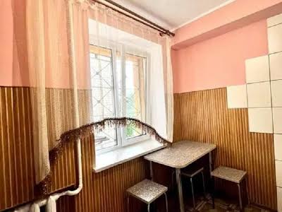 квартира за адресою Морозна вул., 10