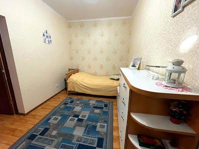 квартира за адресою Масивна вул., 32