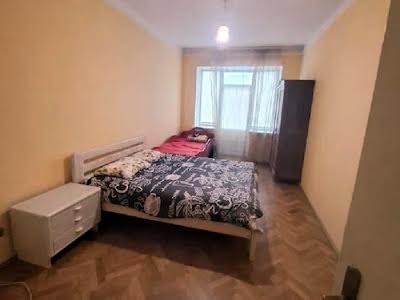 квартира за адресою Зерова, 10
