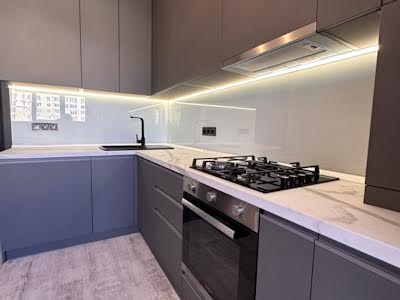 квартира за адресою Боголюбова, 33
