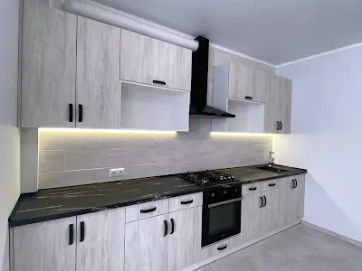 квартира за адресою Академіка Сахарова вул., 16