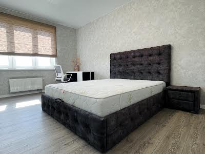 квартира по адресу Краковская ул., 27а