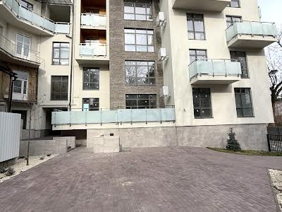 квартира за адресою карманського, 6