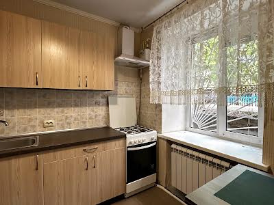 квартира за адресою Авіаконструктора Антонова вул., 10