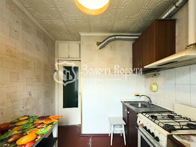 квартира за адресою Симиренка вул., 18а