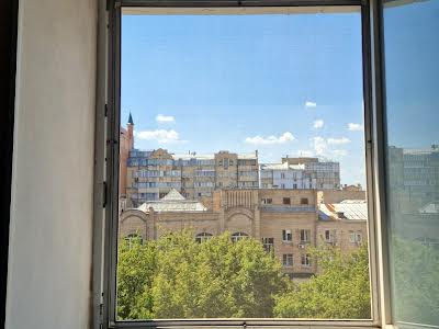 квартира за адресою Почайнинська вул., 53/55