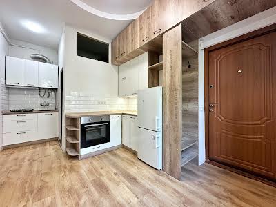 квартира за адресою Шота Руставелі вул., 2