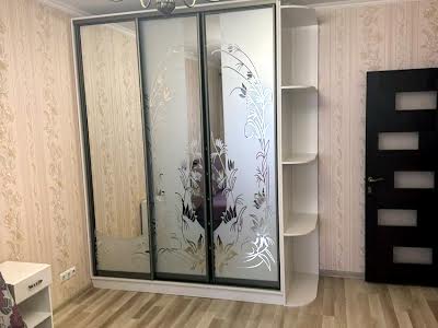 квартира за адресою Михайла Максимовича вул. (Онуфрія Трутенка), 3-Г