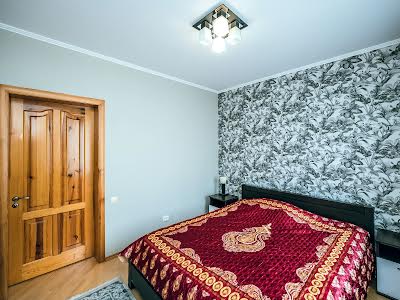 квартира по адресу Рожівська, 8