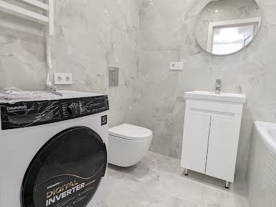 квартира за адресою Флотська, 10б