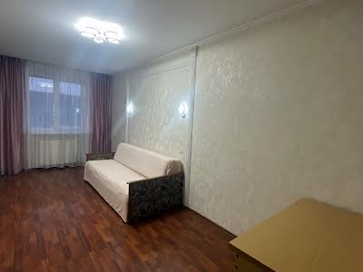 квартира за адресою Романа Шухевича вул. (Курчатова), 70