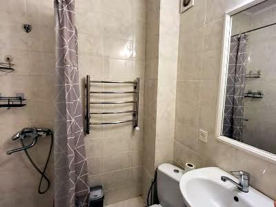 квартира за адресою Рене Декарта вул., 3