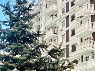 квартира за адресою Михайла Максимовича вул. (Онуфрія Трутенка), 24-А