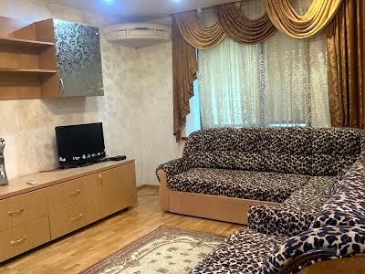квартира за адресою Дениса Монастирського вул. (Василя Сурікова), 4