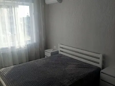 квартира за адресою Озерна вул., 27а